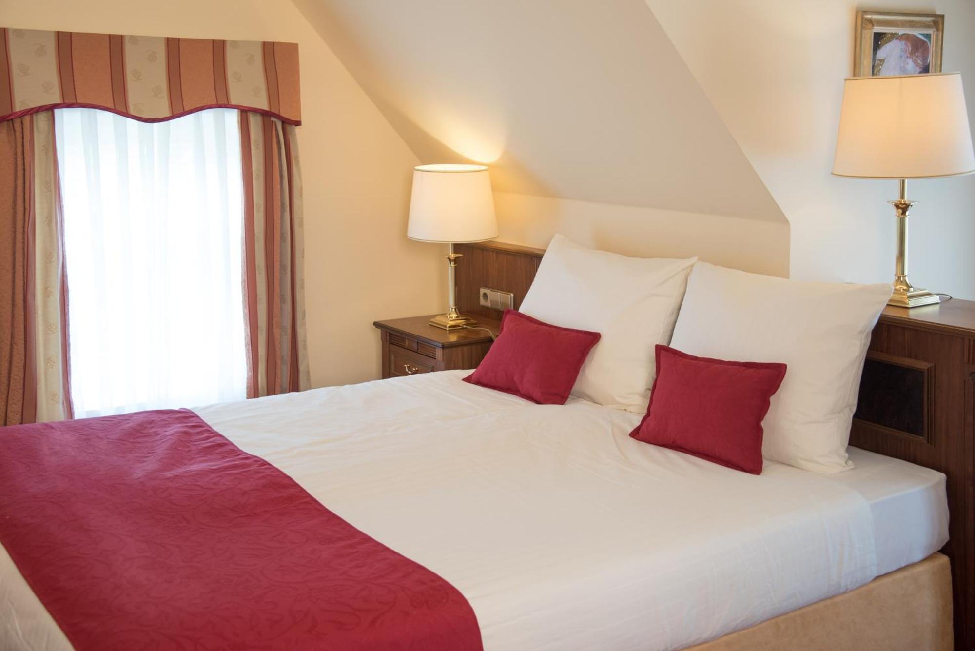 Landhotel Zum Hessenpark Neu-Anspach Kültér fotó